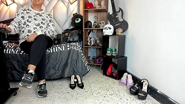 MirandaHaguen online show from February 23, 9:04 pm