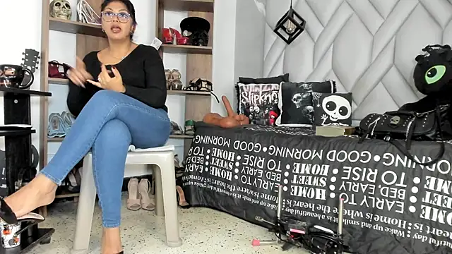 Snapshot of MirandaHaguen chatting on June 25, 8:58 pm MirandaHaguen online show from June 25, 8:58 pm