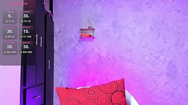 Snapshot of Bellagh1 chatting on November 16, 6:34 pm Bellagh1 online show from November 16, 6:34 pm