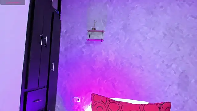 Snapshot of Bellagh1 chatting on September 25, 6:14 pm Bellagh1 online show from September 25, 6:14 pm