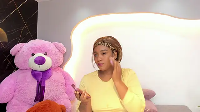 Snapshot of ArianaBlackk chatting on June 9, 12:39 pm ArianaBlackk online show from June 9, 12:39 pm
