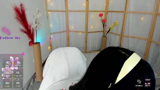 Silvanna-Moree online show from October 8, 4:51 pm