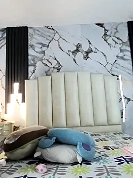 Snapshot of mollieblue69 chatting on November 6, 12:53 pm mollieblue69 online show from November 6, 12:53 pm