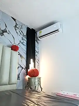 Snapshot of mollieblue69 chatting on October 24, 12:59 pm mollieblue69 online show from October 24, 12:59 pm