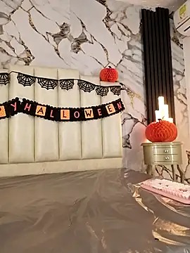 Snapshot of mollieblue69 chatting on October 29, 12:59 pm mollieblue69 online show from October 29, 12:59 pm