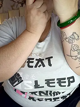 mollieblue69 online show from March 29, 1:24 pm