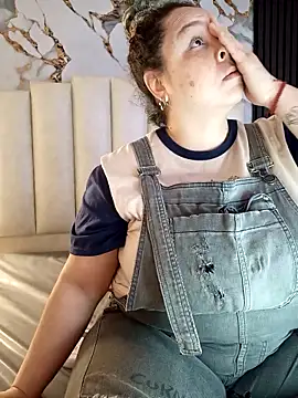 mollieblue69 online show from May 8, 12:53 pm