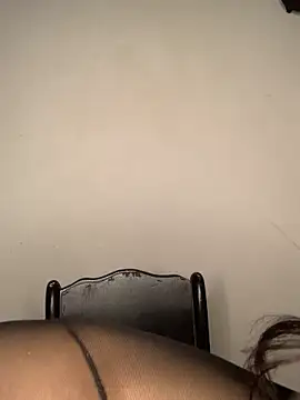 Snapshot of Lizzi_049 chatting on March 7, 9:06 pm Lizzi 049 online show from March 7, 9:06 pm