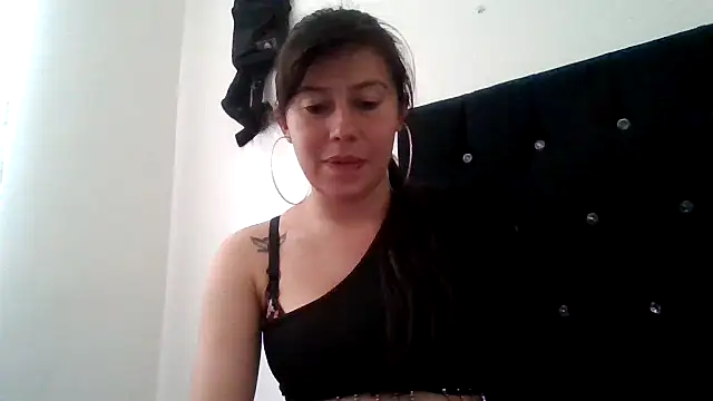 sandyquinnxx online show from November 22, 7:35 pm