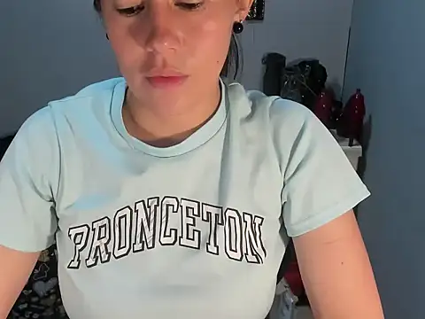 sandyquinnxx online show from April 8, 5:25 pm