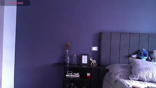 Snapshot of Sweet-Angie chatting on November 3, 9:51 pm Sweet-Angie online show from November 3, 9:51 pm