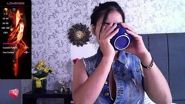Sweet-Angie online show from March 19, 2:02 pm