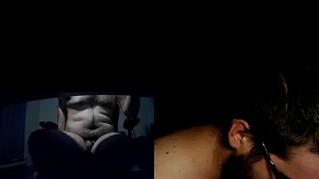 Snapshot of fck_boy123 chatting on November 1, 5:14 am fck boy123 online show from November 1, 5:14 am