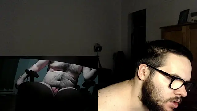 Snapshot of fck_boy123 chatting on February 14, 9:45 am fck boy123 online show from February 14, 9:45 am