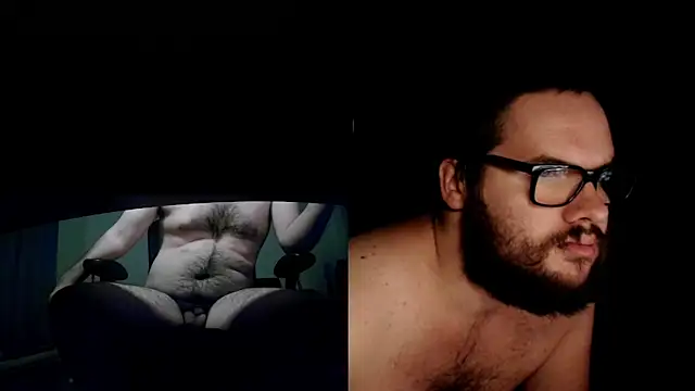 Snapshot of fck_boy123 chatting on December 5, 1:27 am fck boy123 online show from December 5, 1:27 am