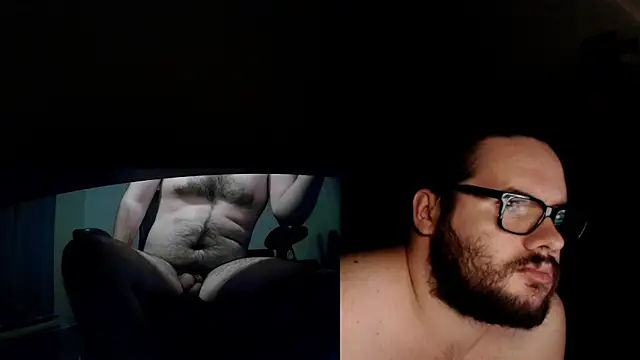 Snapshot of fck_boy123 chatting on January 7, 5:34 am fck boy123 online show from January 7, 5:34 am