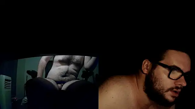 Snapshot of fck_boy123 chatting on October 23, 4:11 am fck boy123 online show from October 23, 4:11 am