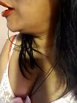 Snapshot of tharu_sweet chatting on September 14, 6:25 am tharu sweet online show from September 14, 6:25 am