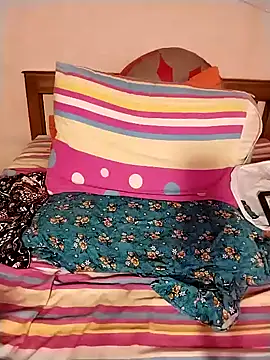 Snapshot of tharu_sweet chatting on October 8, 2:51 pm tharu sweet online show from October 8, 2:51 pm