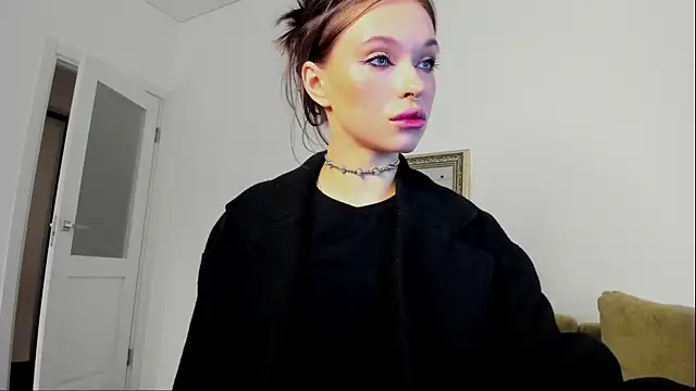 Kossie  online show from October 19, 6:21 pm