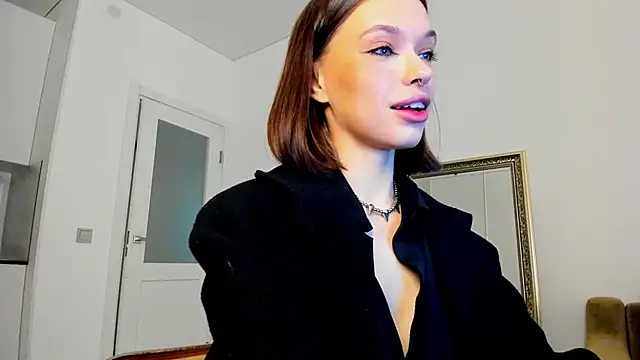 Kossie  online show from October 22, 5:34 pm