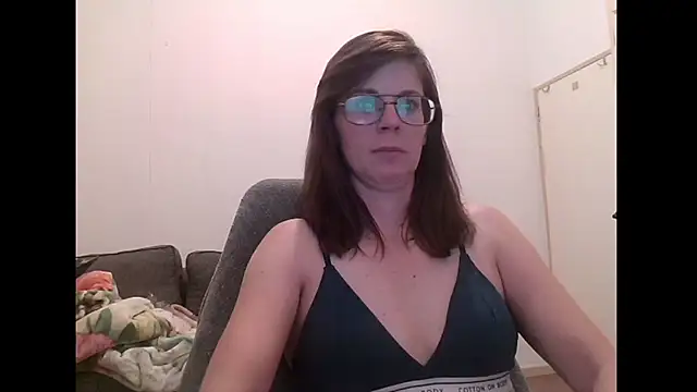 SavannaGirly online show from February 5, 8:37 pm