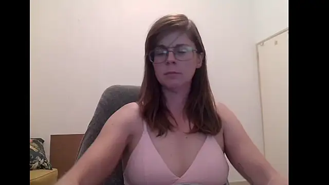 SavannaGirly online show from April 15, 6:34 pm