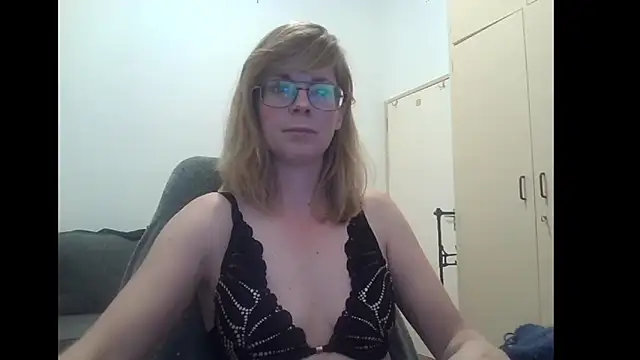 SavannaGirly online show from December 16, 10:08 am