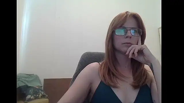 SavannaGirly online show from July 31, 7:30 am