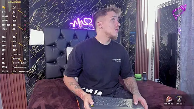 keane lee online show from November 13, 12:42 pm