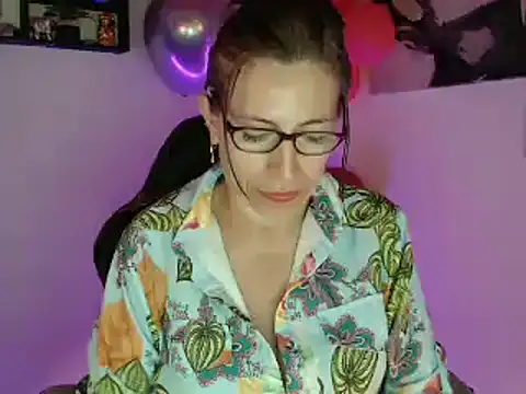 Snapshot of Chayla_Ruiz chatting on February 27, 1:17 pm Chayla Ruiz online show from February 27, 1:17 pm