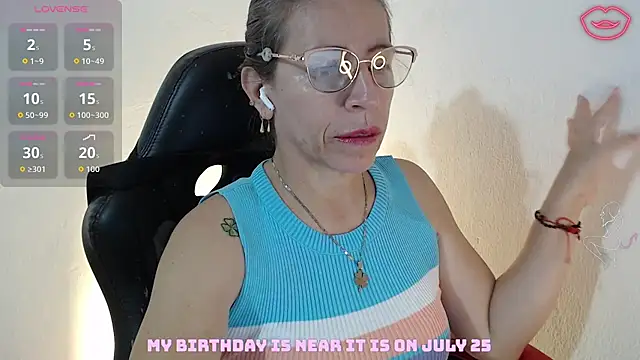 Snapshot of Chayla_Ruiz chatting on July 13, 7:46 pm Chayla Ruiz online show from July 13, 7:46 pm