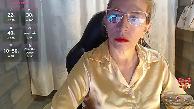 Chayla Ruiz online show from March 19, 12:27 pm