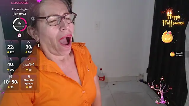 Chayla Ruiz online show from November 13, 11:41 pm