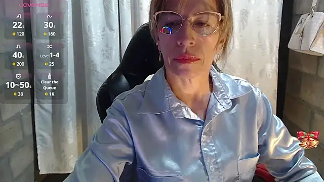 Chayla Ruiz online show from February 28, 9:42 am