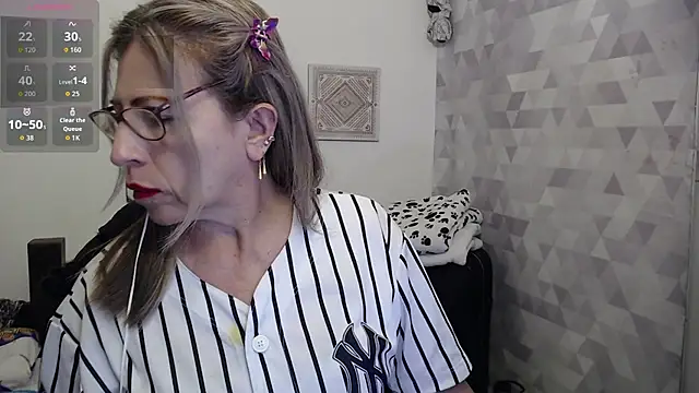 Snapshot of Chayla_Ruiz chatting on September 19, 7:29 pm Chayla Ruiz online show from September 19, 7:29 pm