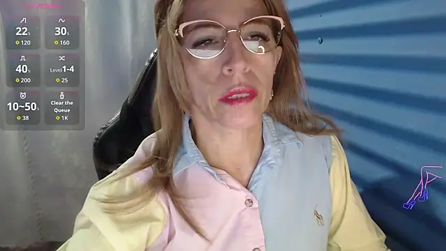 Chayla Ruiz online show from May 1, 1:49 pm