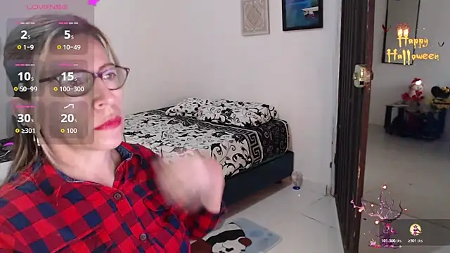 Chayla Ruiz online show from October 23, 12:48 pm