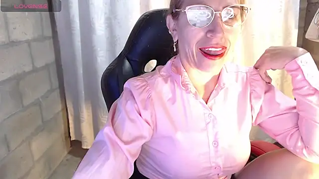 Chayla Ruiz online show from March 14, 11:27 am