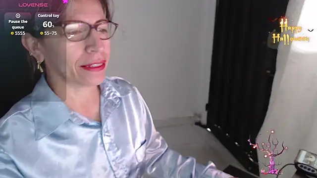 Chayla Ruiz online show from November 15, 11:03 am