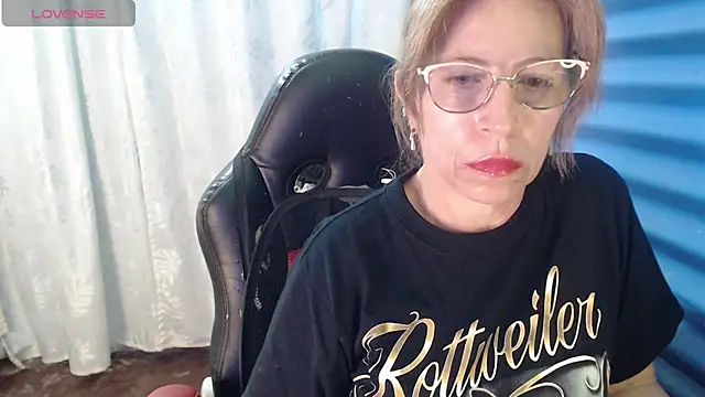 Chayla Ruiz online show from March 31, 10:12 pm