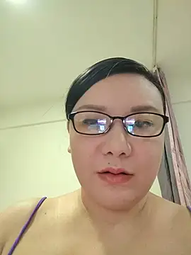 Snapshot of LILYsweetfcup chatting on July 13, 4:17 pm LILYsweetfcup online show from July 13, 4:17 pm