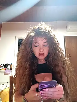 CurlyElisa online show from May 5, 10:24 pm