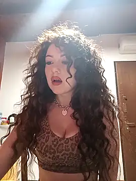 CurlyElisa online show from April 7, 10:55 pm