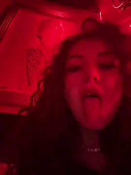 CurlyElisa online show from December 7, 2:36 am