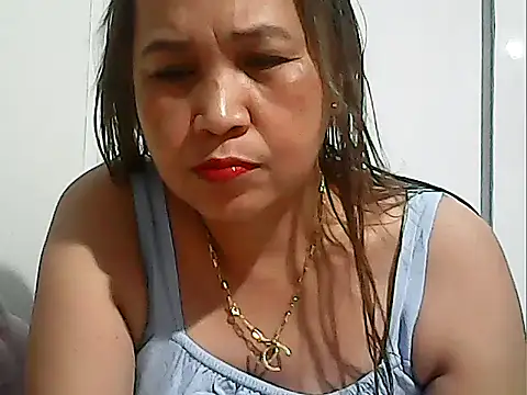 Snapshot of Lhadycarolyn chatting on January 10, 6:31 am Lhadycarolyn online show from January 10, 6:31 am