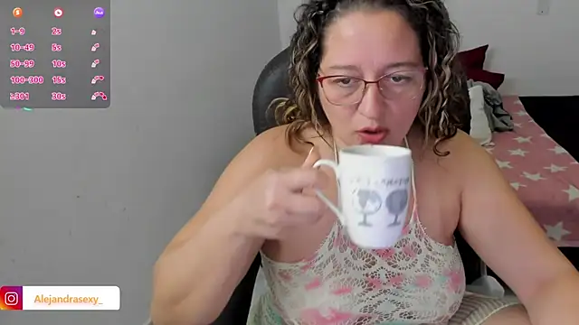 Snapshot of alejandra_milf_ chatting on June 3, 8:57 pm alejandra milf online show from June 3, 8:57 pm