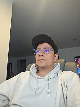 Jhoan saenz online show from September 20, 6:07 am