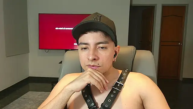 Jhoan saenz online show from October 17, 4:05 am