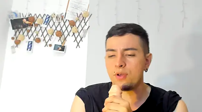 Jhoan saenz online show from February 27, 4:13 am